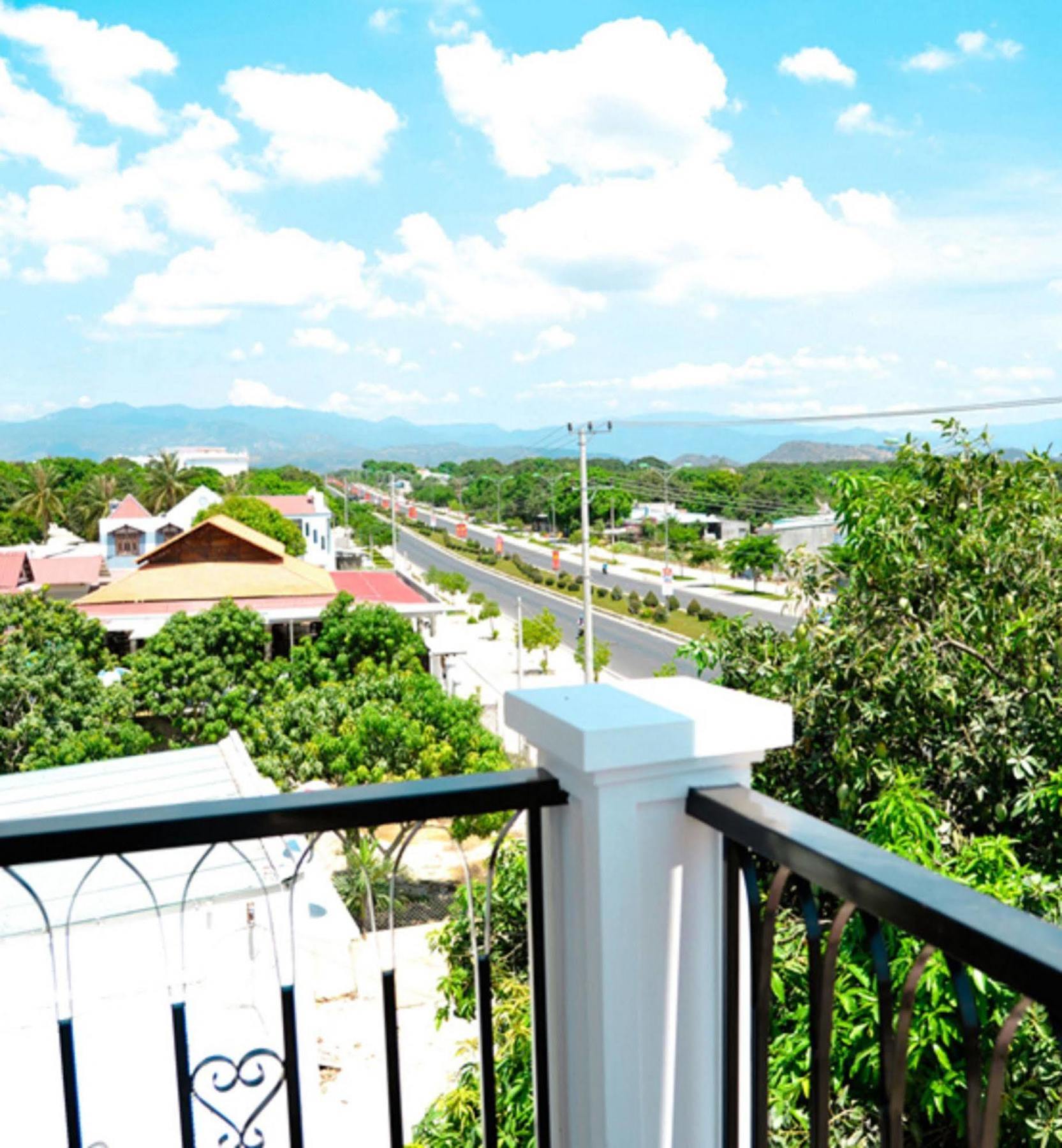 Allure Hotel Thuy Trieu Dış mekan fotoğraf